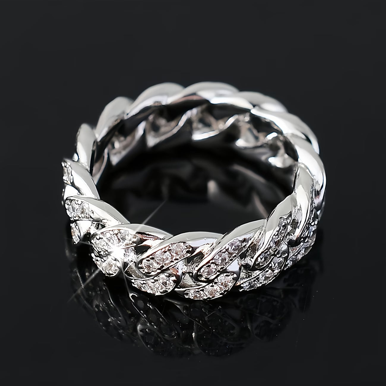 Maison Vale Sovereign Ring