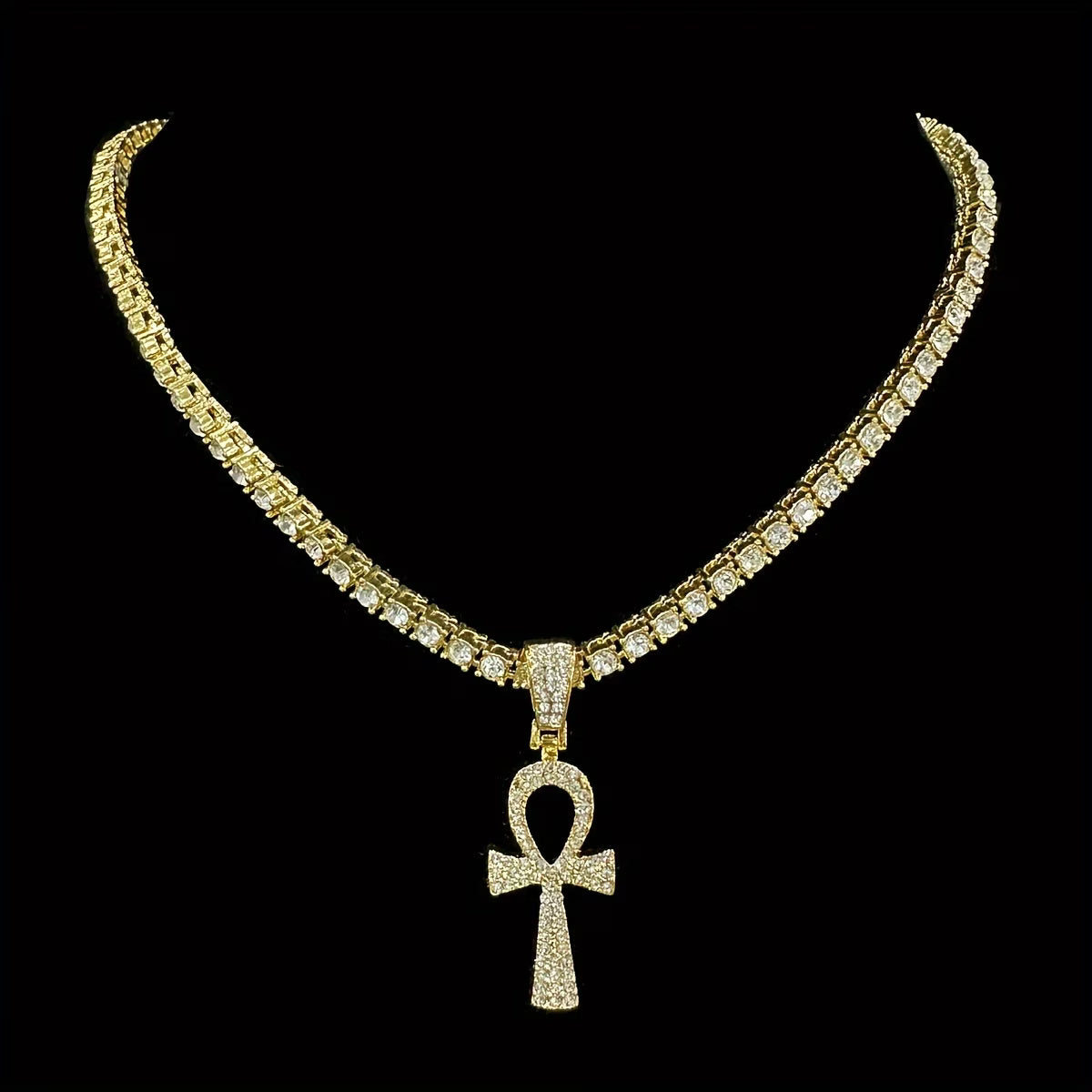 Rhinestone Pendant Necklace