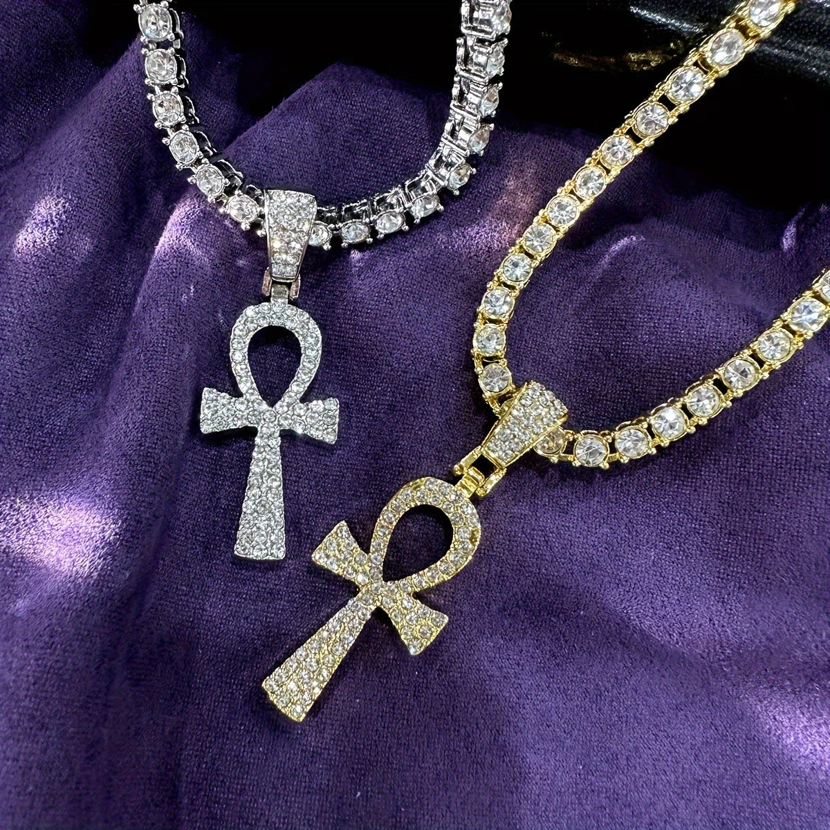 Rhinestone Pendant Necklace
